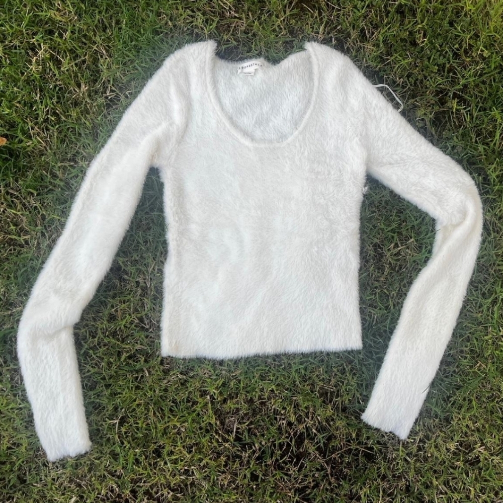 Aeropostale Soft White Sweater Nwot